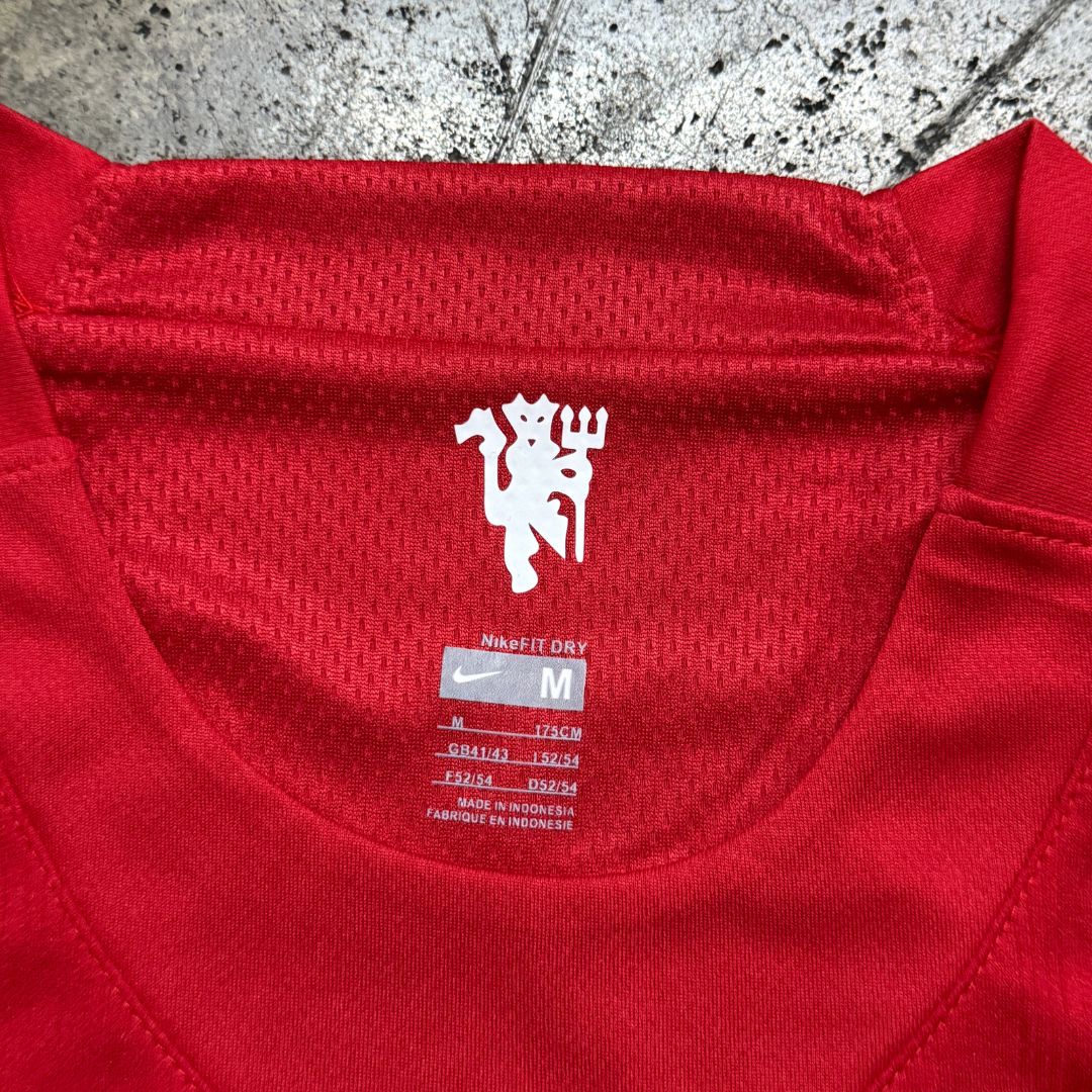MANCHESTER 2008 RED CROPPED FIT